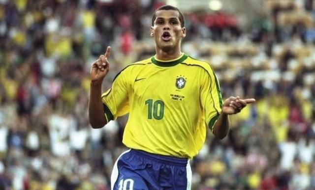 他能以二次 他能以二次