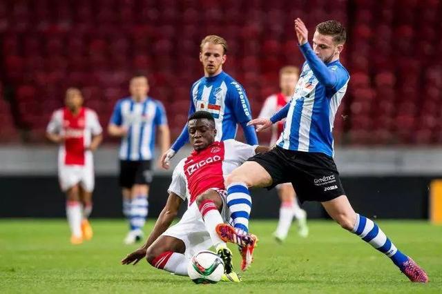 更好牌碾压 更好牌碾压